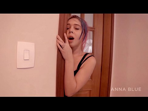 ❤️ Nire anaiarengana itzuli nintzen. Bere neska-lagunarekin sexu harremanak izan nituen. itzulera lesbiana. Sluts pornoan eu.pornolemon.ru ❌️❤